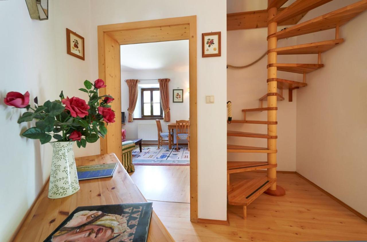 Ferienapartments Gutshof Brandis Lana Kültér fotó